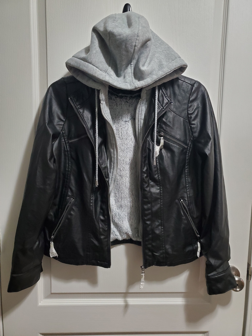 J2 Women’s Black Faux Leather Hooded Jacket with Gray Hoodie Insert Large NWOT
